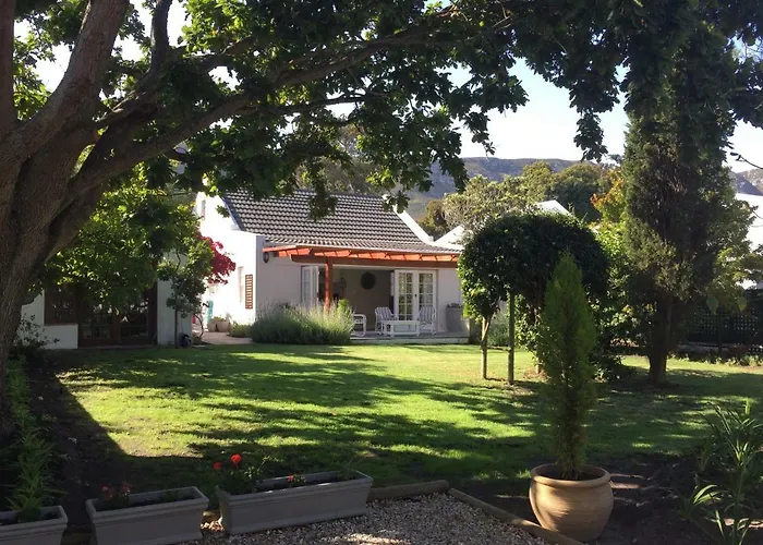 Acorn Cottage